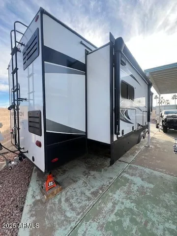 $95,000 | 1555 South Cheyenne Drive, Unit 555, Apache Junction, AZ 85119