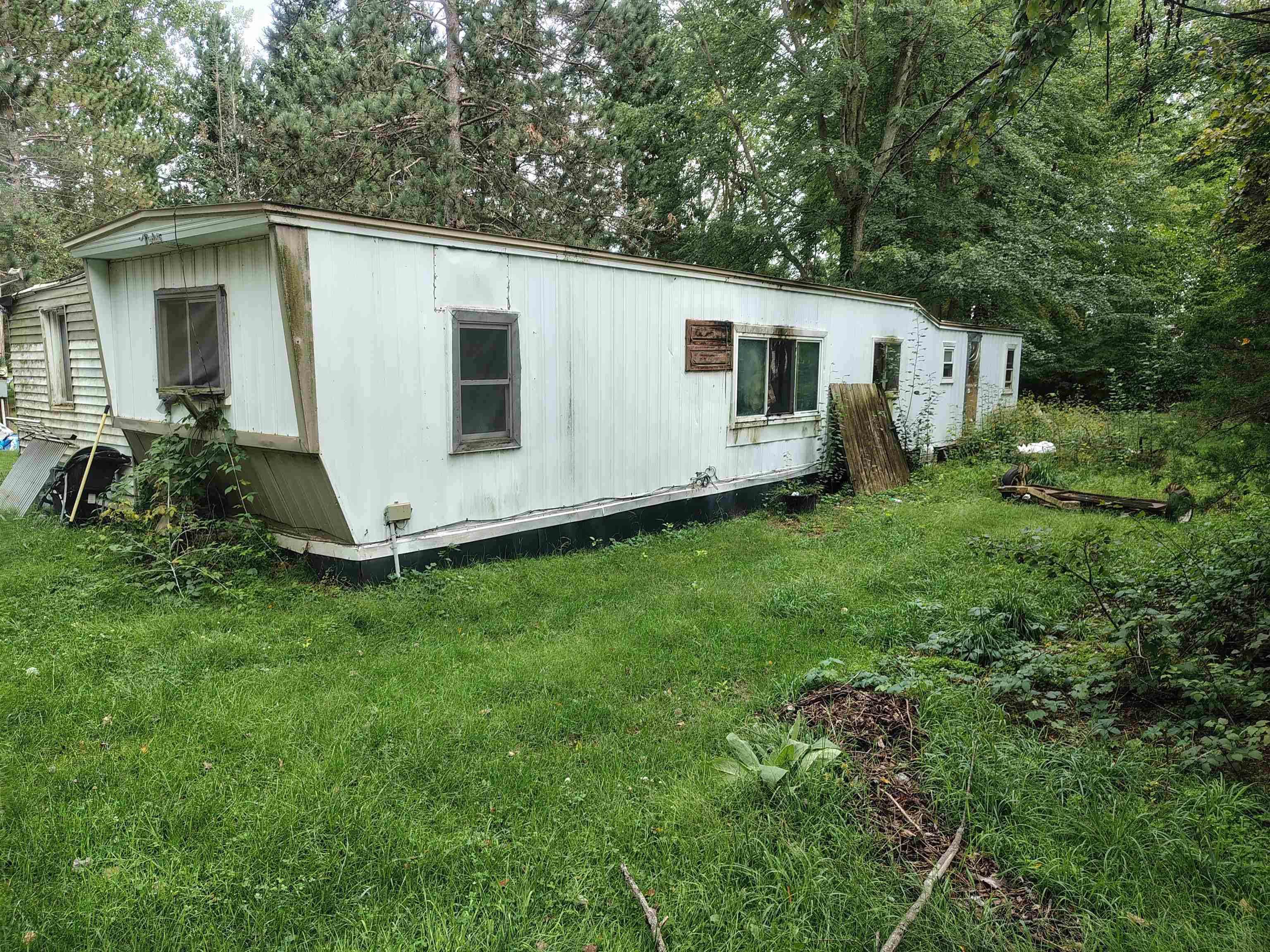 7220 Oak Road Vassar, MI 48768 - Photo 6 of 8 50220974-e7602114-e33c-42b2-8541-48bea4e3ca59.JPG