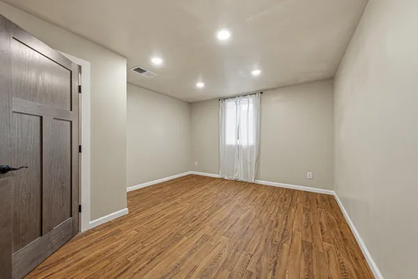 $340,000 | 129 North Morningside Drive, Le Sueur, MN 56058