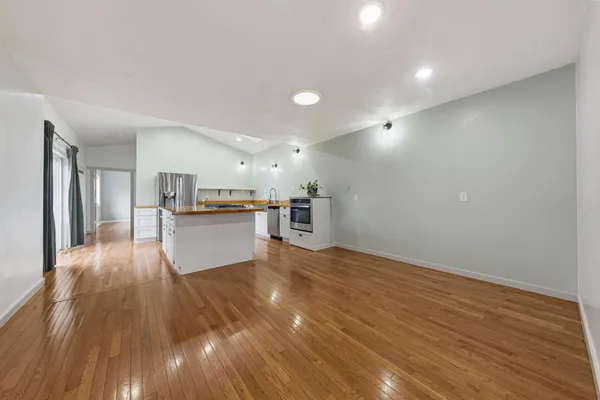 $340,000 | 129 North Morningside Drive, Le Sueur, MN 56058