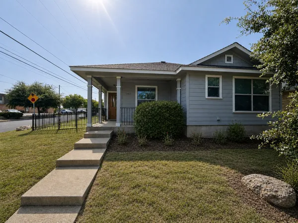 $3,150 | 5413 Roosevelt Avenue, Unit A, Austin, TX 78756