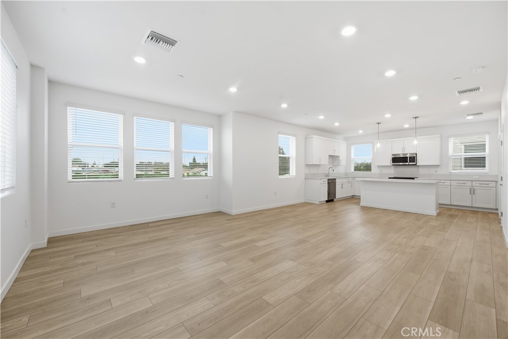 9335 Via Azul Pico Rivera, CA 90660 - Photo 21 of 55