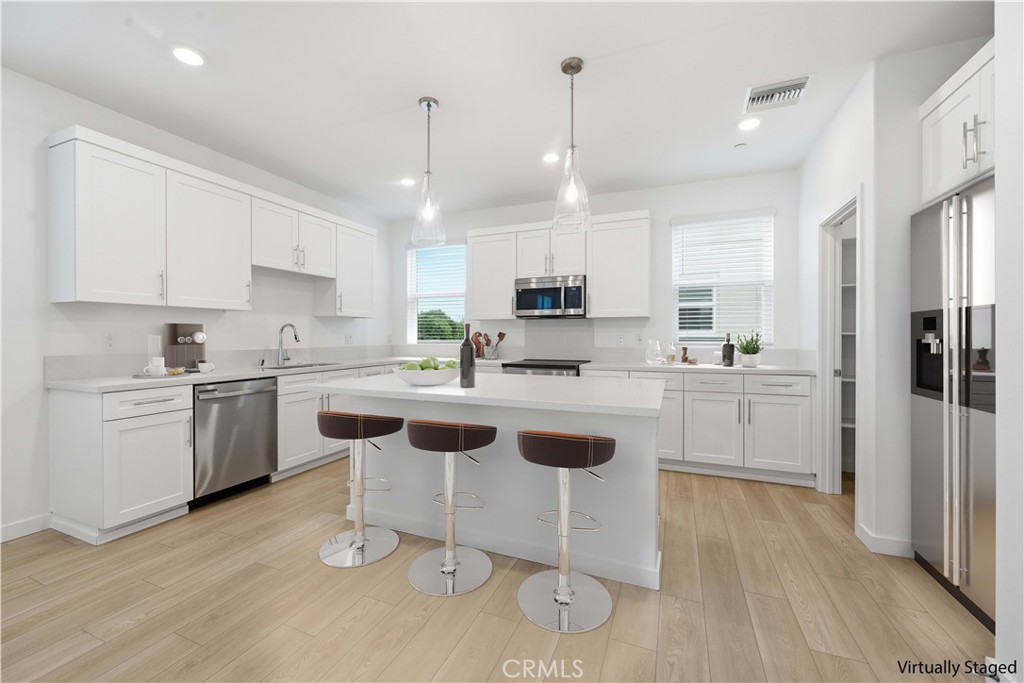 9335 Via Azul Pico Rivera, CA 90660 - Photo 10 of 55 PHOTO HAS BEEN VIRTUALLY STAGED