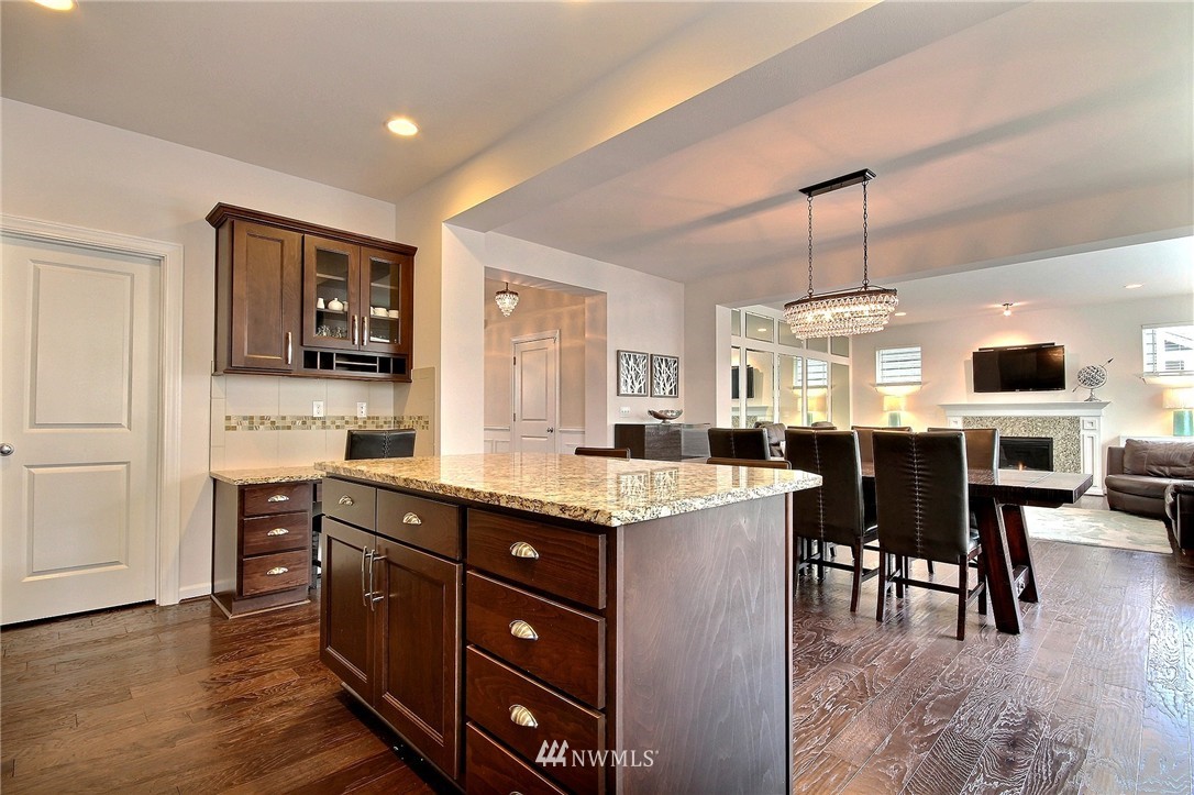 19821 35th Drive Southeast Bothell, WA 98012 - Photo 10 of 22 Gallery Image 10