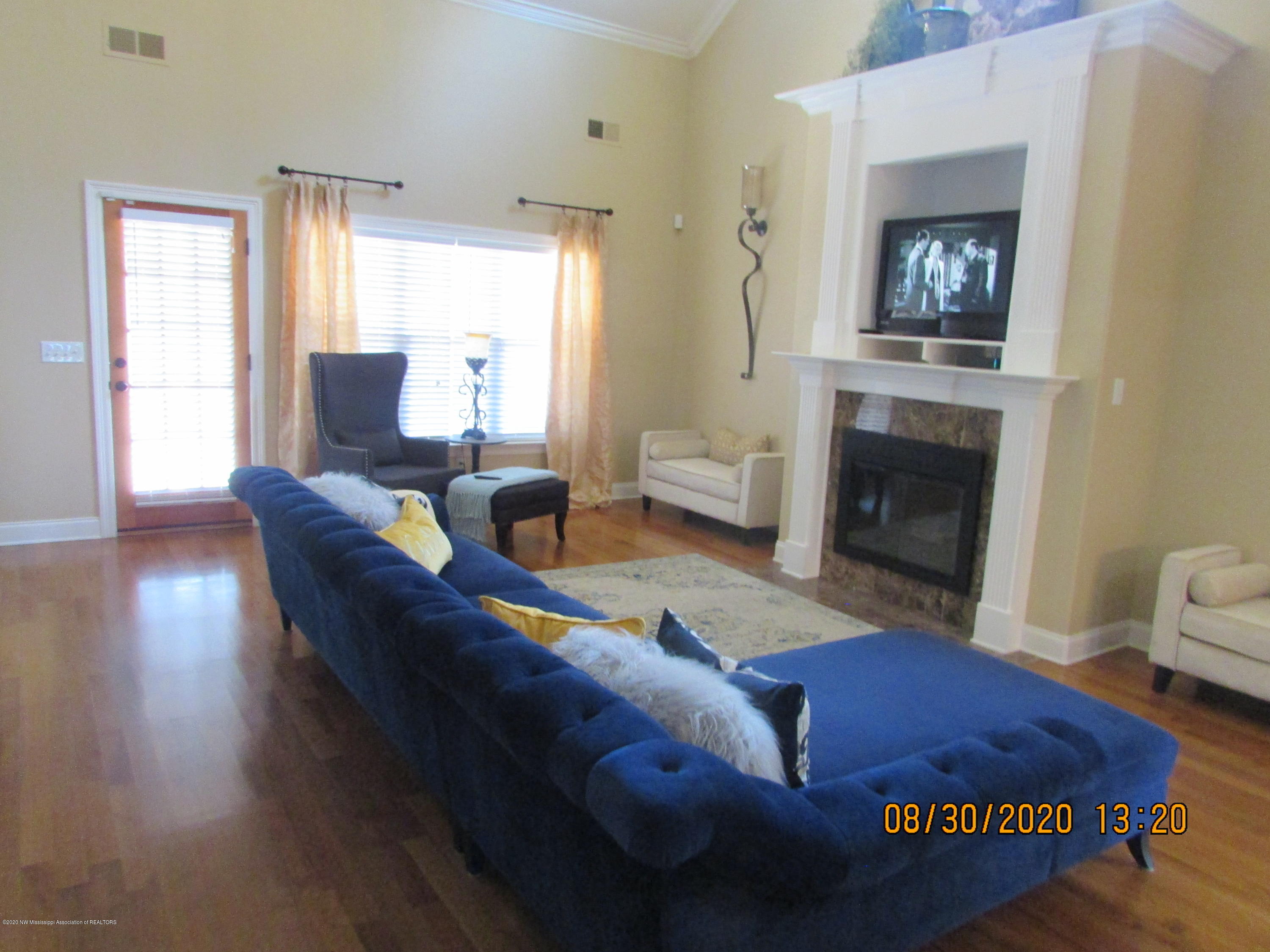 9077 Rue Orleans Lane Olive Branch, MS 38654 - Photo 22 of 50 Greatroom (1)