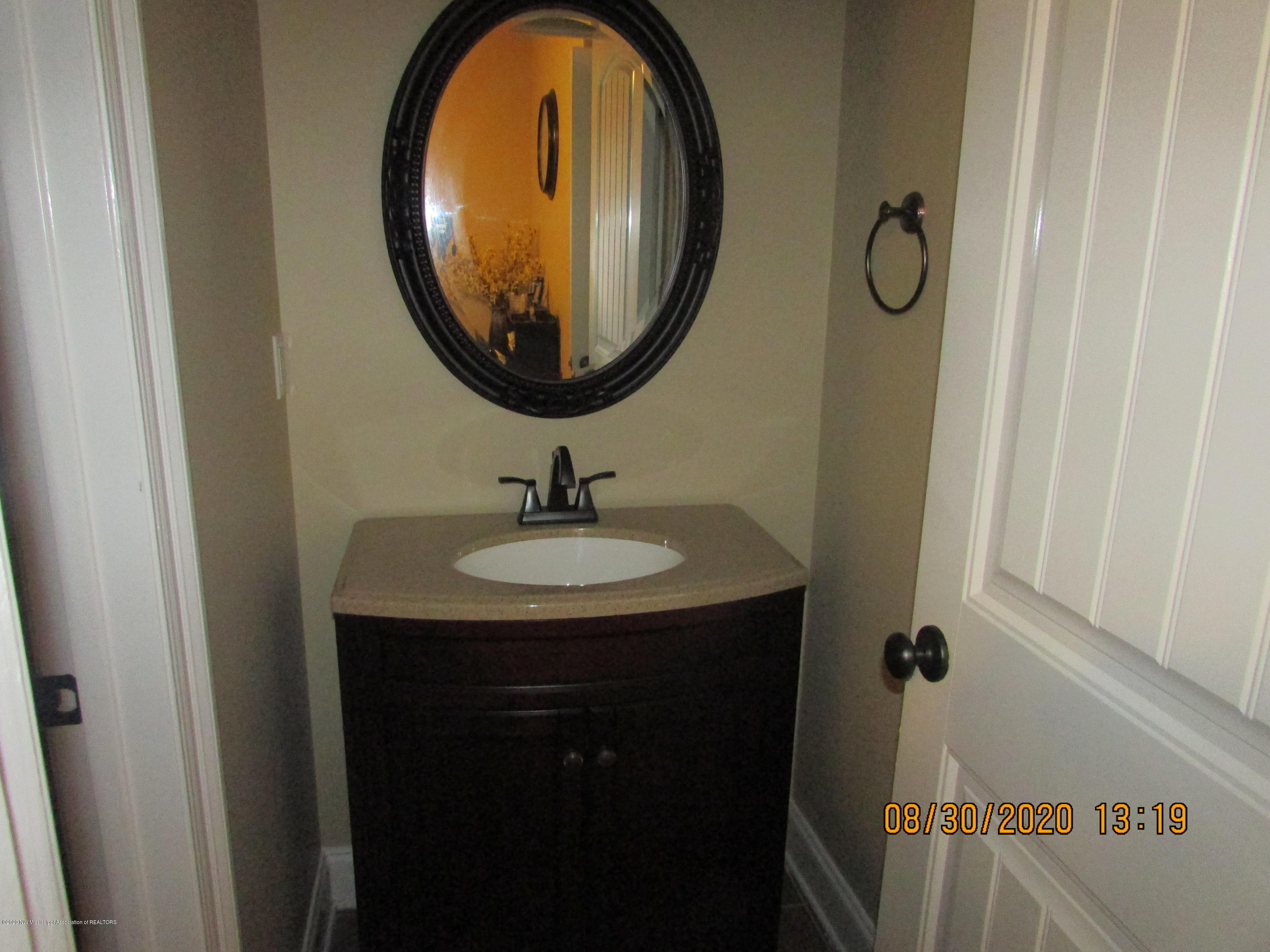 9077 Rue Orleans Lane Olive Branch, MS 38654 - Photo 28 of 50 Full Bath 2 Down (2)
