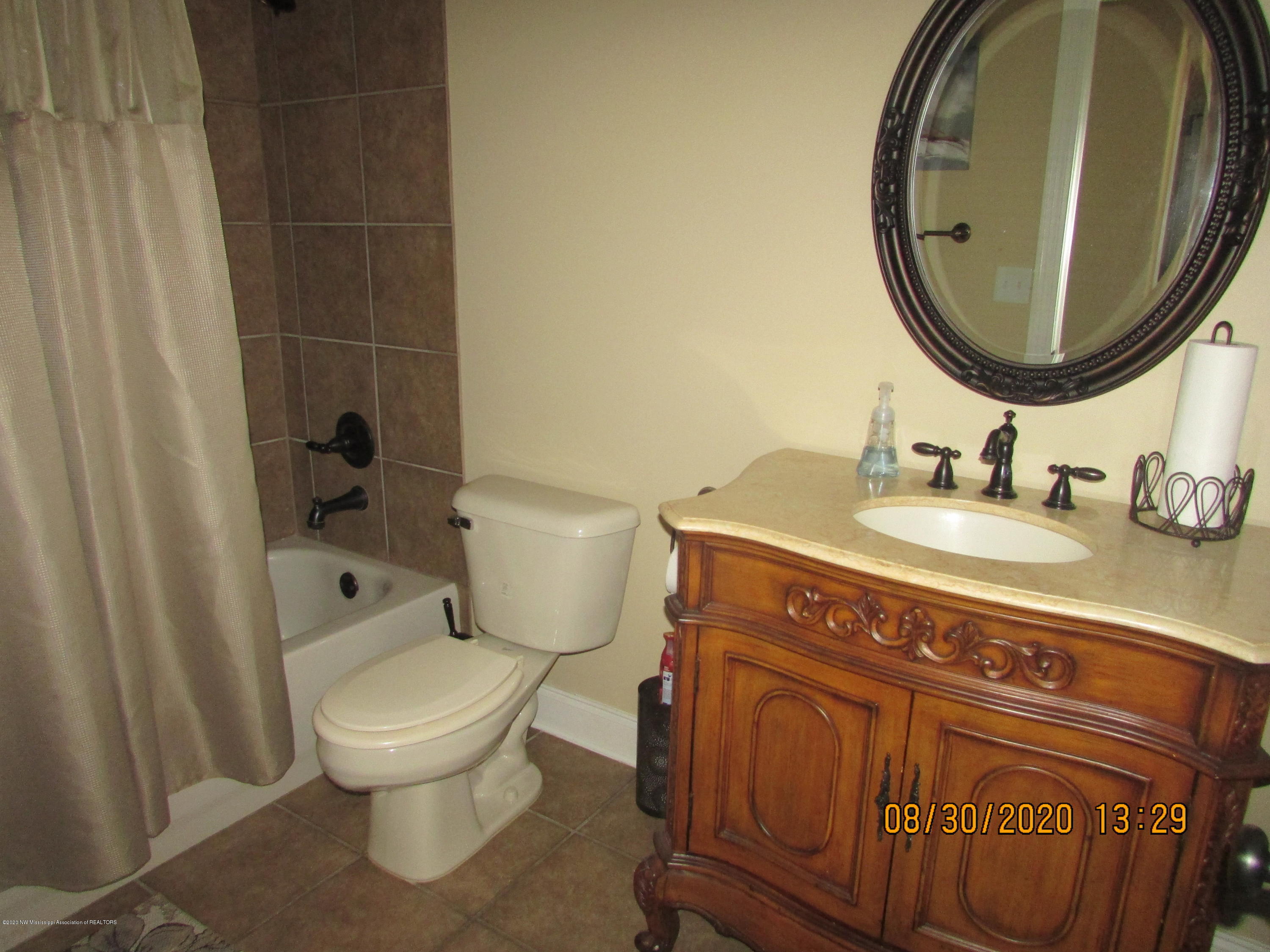 9077 Rue Orleans Lane Olive Branch, MS 38654 - Photo 50 of 50 Full Bath 3 up