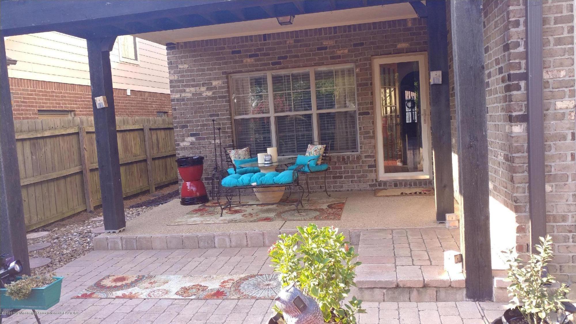 9077 Rue Orleans Lane Olive Branch, MS 38654 - Photo 5 of 50 backyard