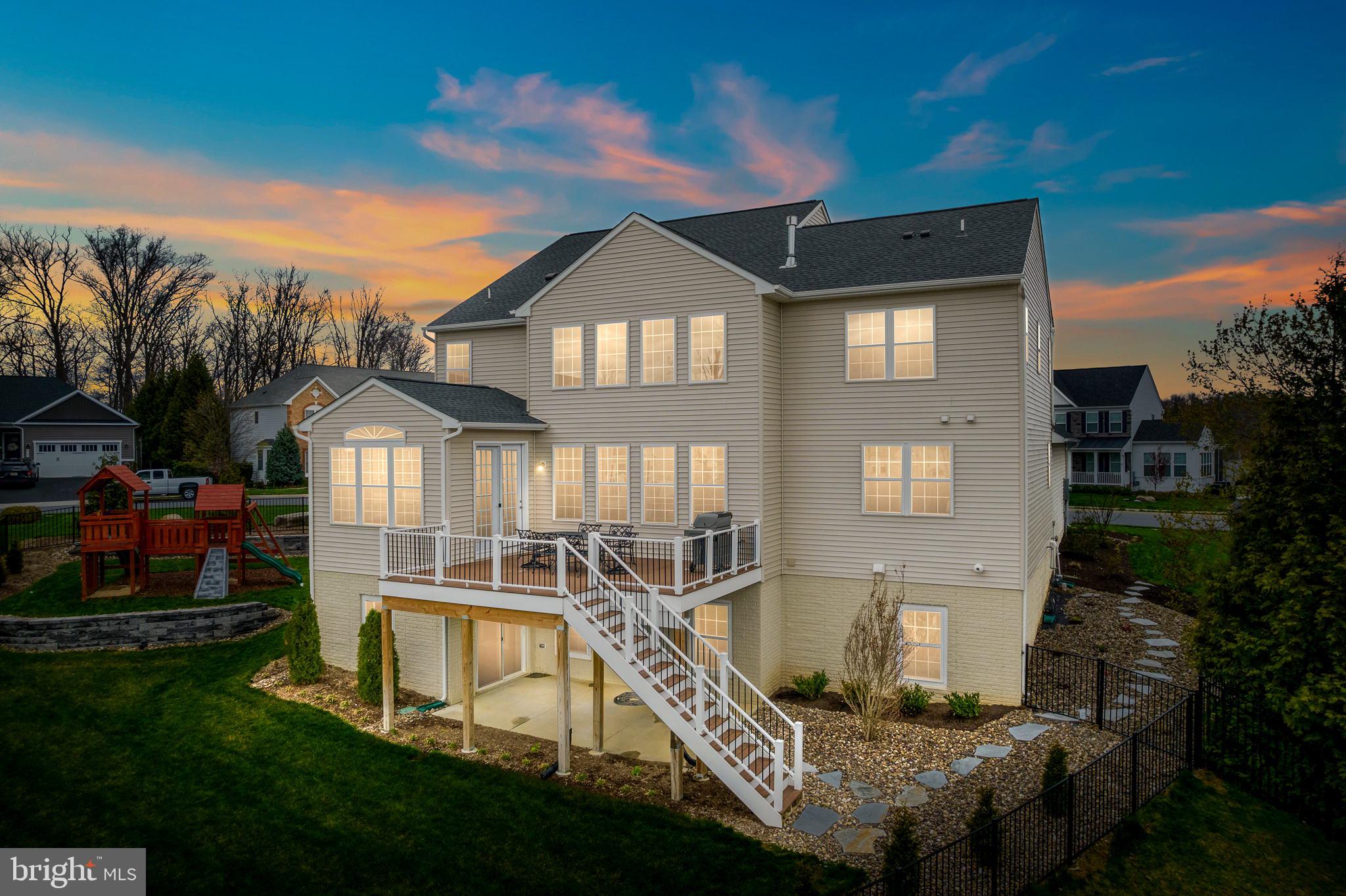 425 Canyon Road Winchester, VA 22602 - Photo 4 of 44 Gallery Image 4