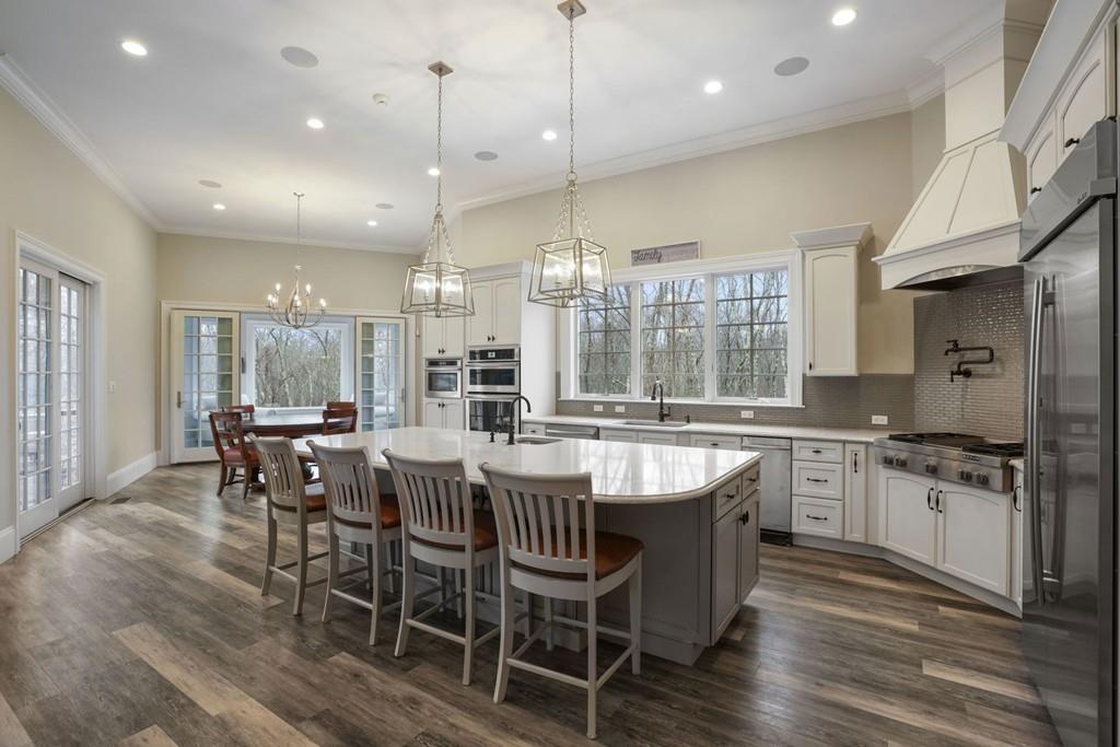87 Old County Road Waltham, MA 02451 - Photo 12 of 42
