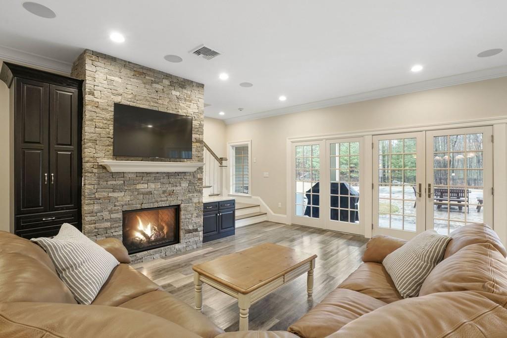 87 Old County Road Waltham, MA 02451 - Photo 29 of 42