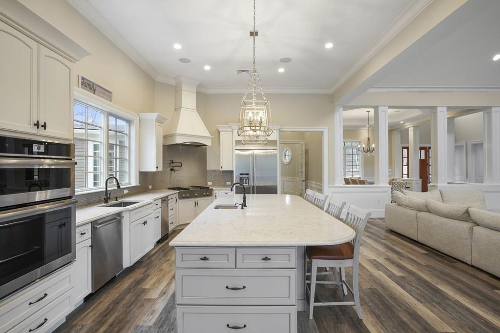 87 Old County Road Waltham, MA 02451 - Photo 9 of 42