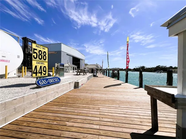 $210,000 | 100 Circuit Road, Unit S23, Nokomis, FL 34275