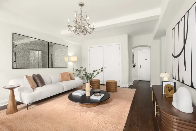 $650,000 | 353 West 56th Street, Unit 4J | Hell's Kitchen