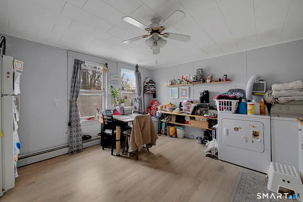 $749,999 | 186 South Main Street, Suffield, CT 06078