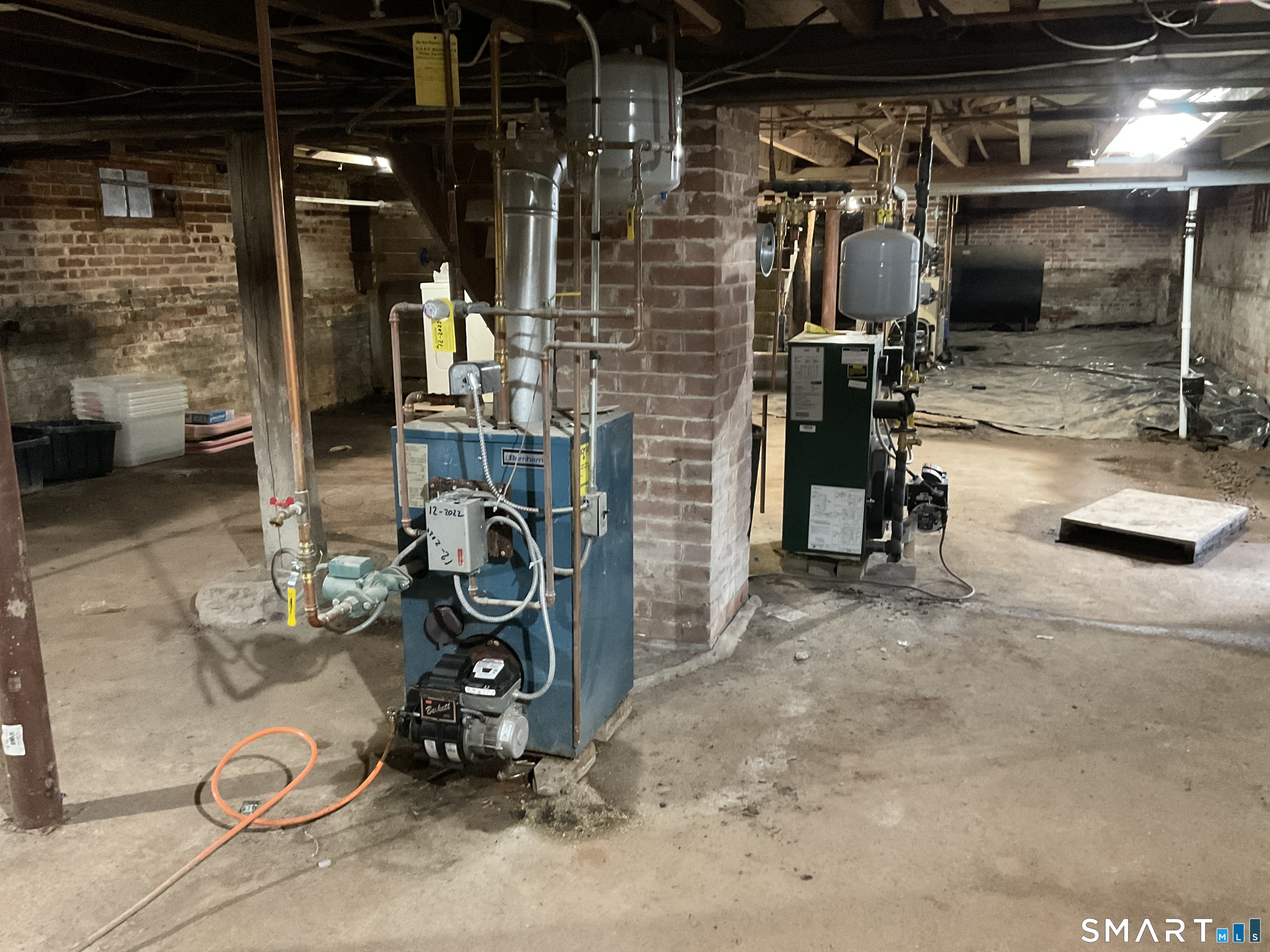 186 South Main Street Suffield, CT 06078 - Photo 7 of 11