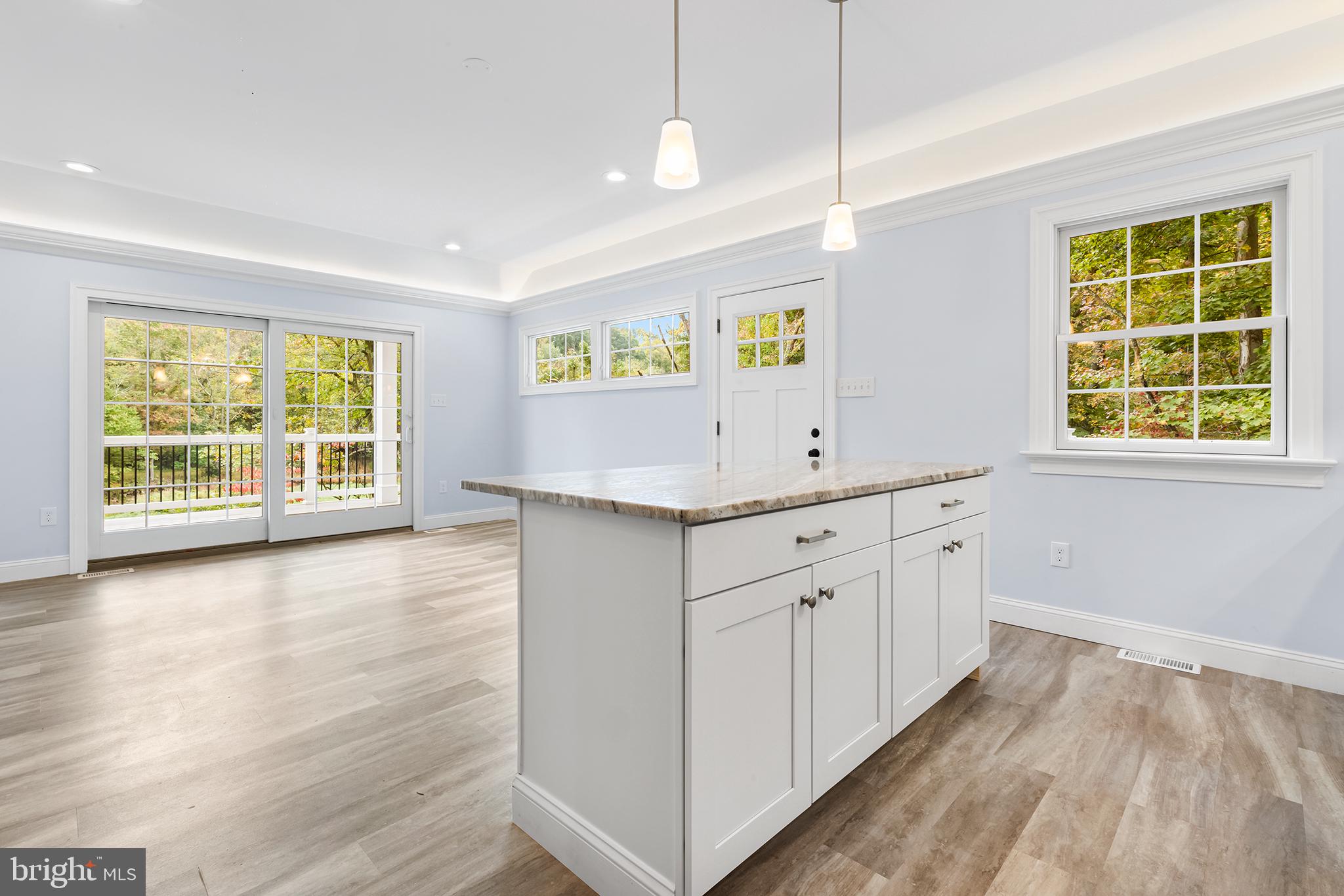 89 Tower Hill Road Doylestown, PA 18901 - Photo 4 of 34