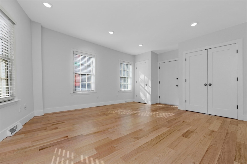 55 Main Street, Unit 2 Boston, MA 02129 - Photo 3 of 11
