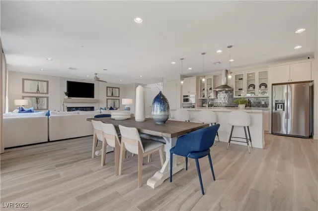 $5,000 | 1075 North Water Street, Henderson, NV 89011