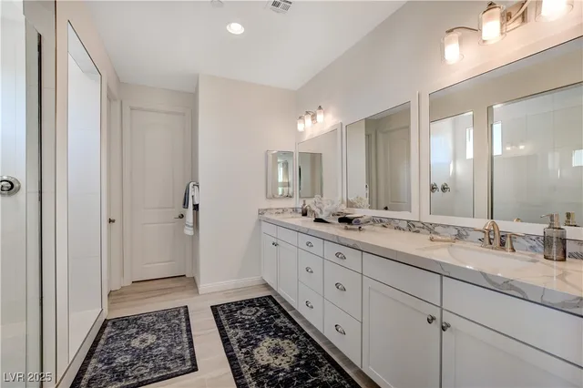 $5,000 | 1075 North Water Street, Henderson, NV 89011