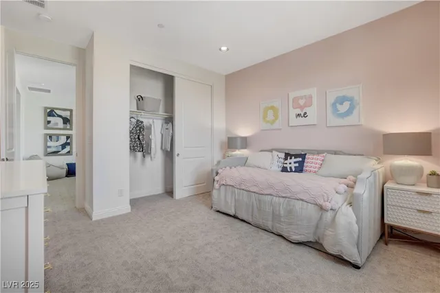 $5,000 | 1075 North Water Street, Henderson, NV 89011