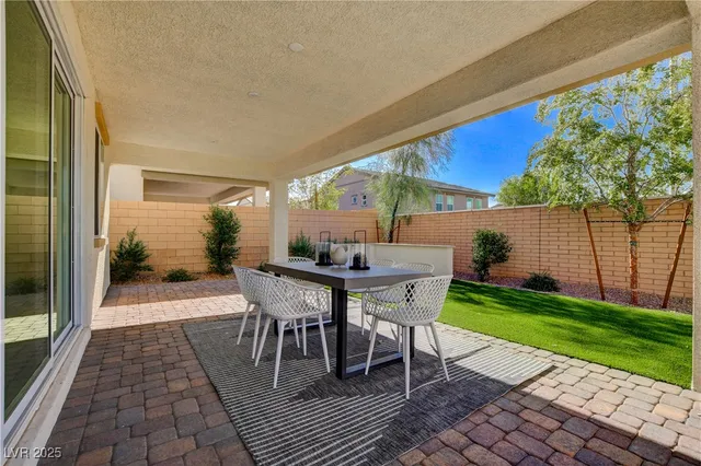 $5,000 | 1075 North Water Street, Henderson, NV 89011