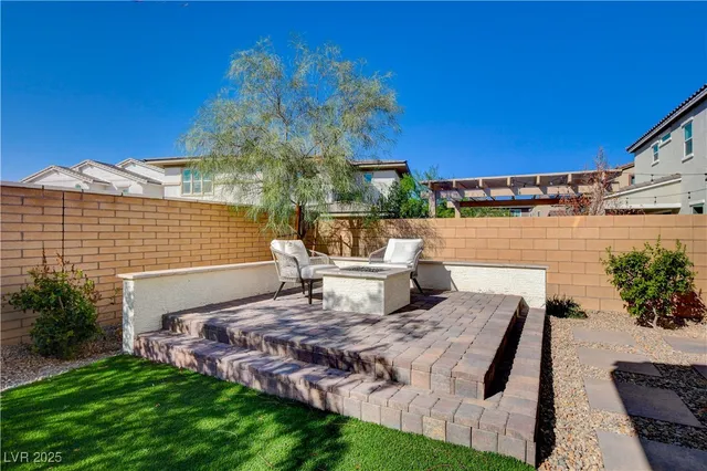 $5,000 | 1075 North Water Street, Henderson, NV 89011