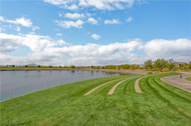 $5,000 | 1075 North Water Street, Henderson, NV 89011