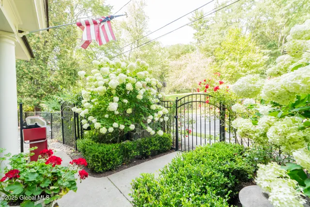 $890,000 | 321 Guy Park Avenue, Amsterdam, NY 12010