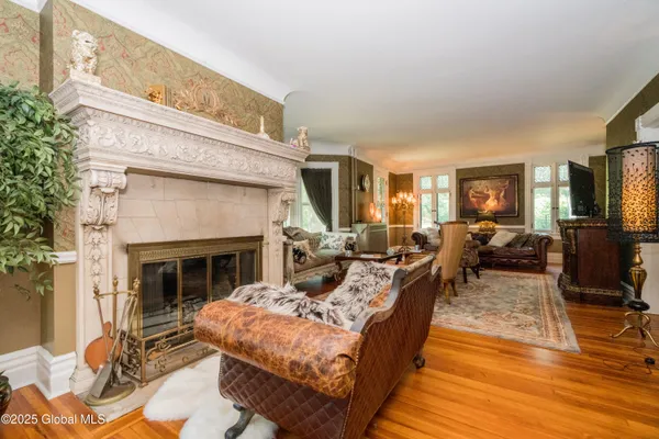 $890,000 | 321 Guy Park Avenue, Amsterdam, NY 12010
