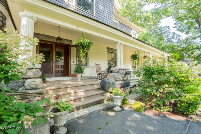 $890,000 | 321 Guy Park Avenue, Amsterdam, NY 12010