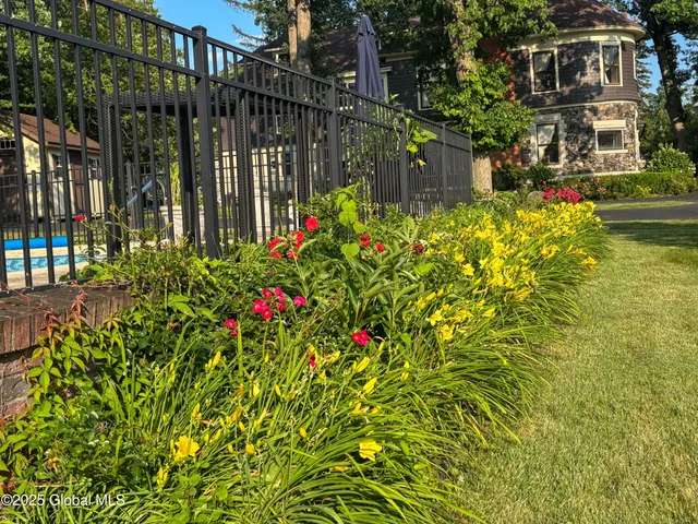 $890,000 | 321 Guy Park Avenue, Amsterdam, NY 12010