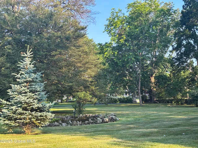 $890,000 | 321 Guy Park Avenue, Amsterdam, NY 12010