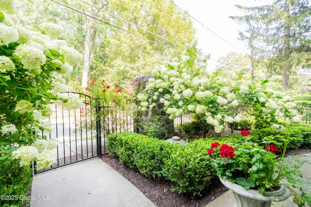 $890,000 | 321 Guy Park Avenue, Amsterdam, NY 12010