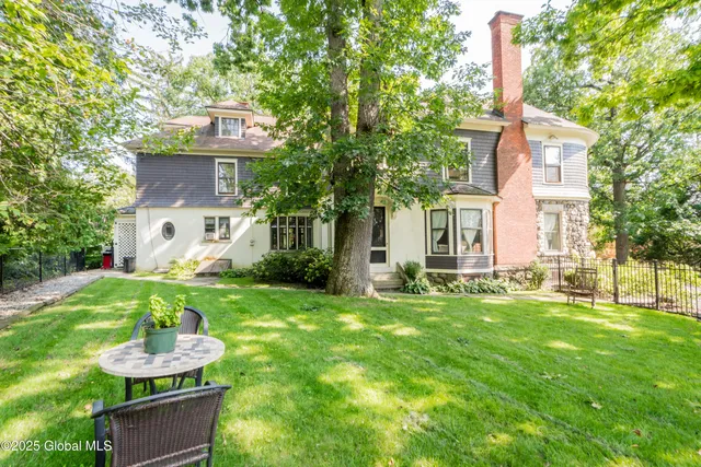 $890,000 | 321 Guy Park Avenue, Amsterdam, NY 12010