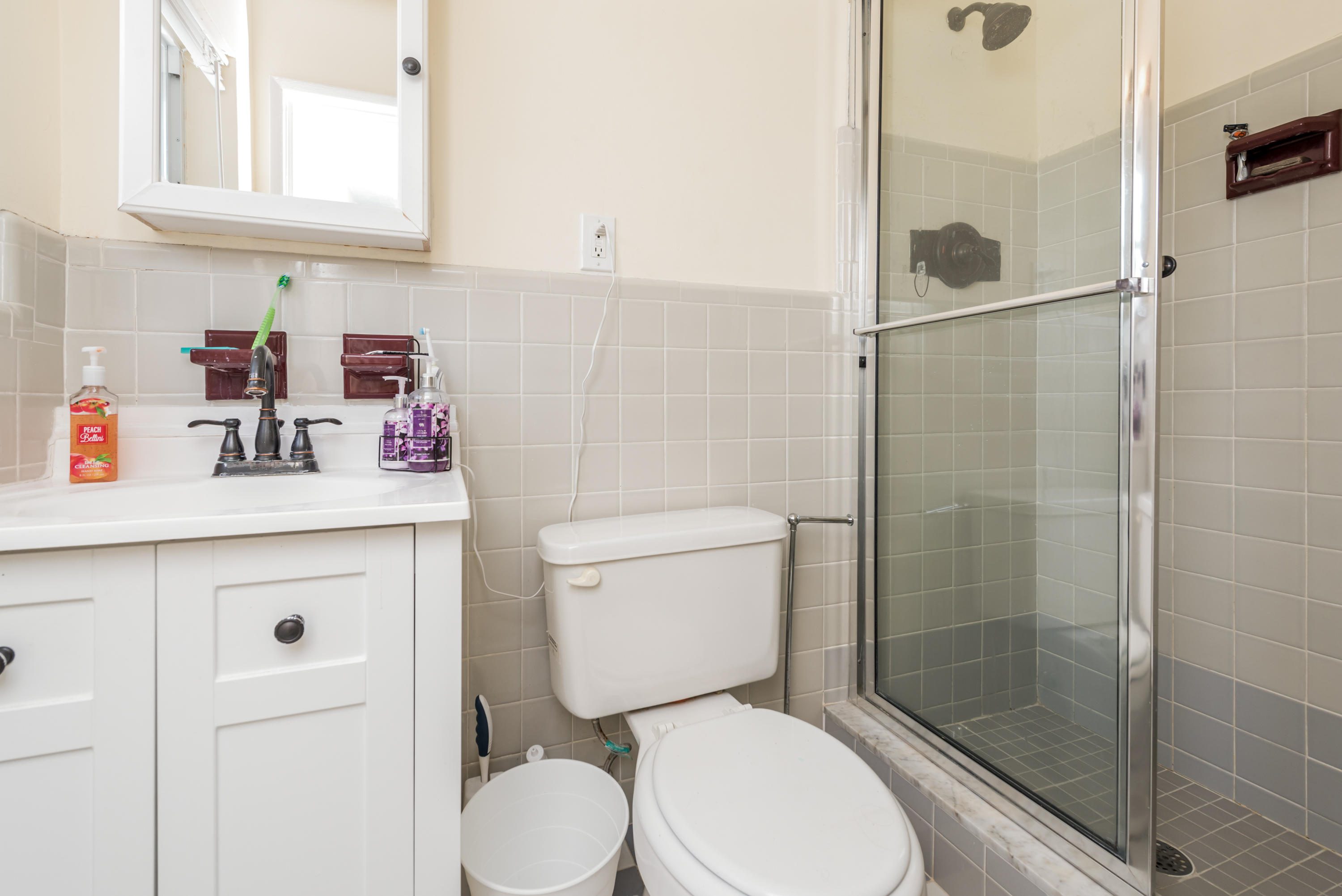 2115 Northeast 4th Avenue Boca Raton, FL 33431 - Photo 12 of 22 014_Master Bathroom