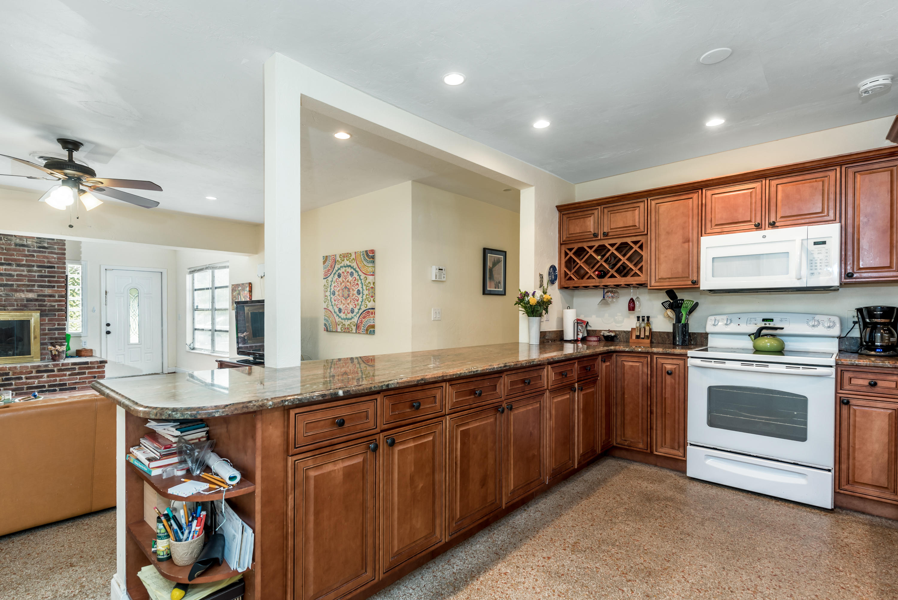2115 Northeast 4th Avenue Boca Raton, FL 33431 - Photo 9 of 22 009_Open Kitchen