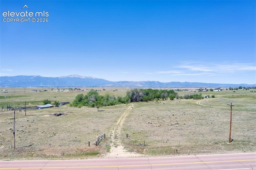 5250 Meridian Road Peyton, CO 80831 - Photo 3 of 19 Established entrance