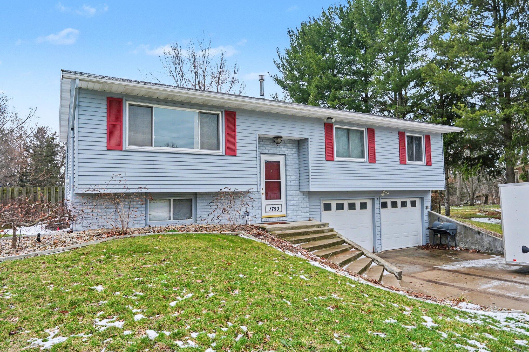 1750 Poplar Path Stevensville, MI 49127 - Photo 26 of 26 main