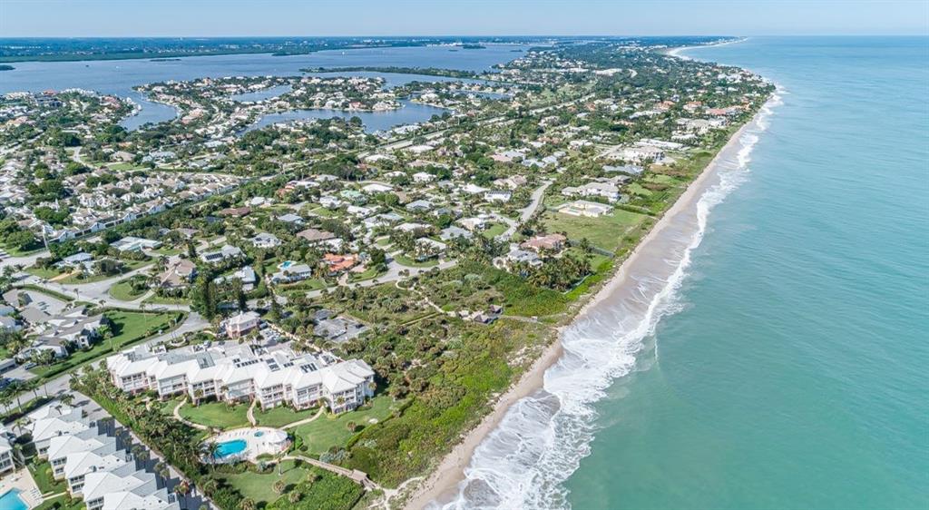 1060 Reef Road, Unit 303 Vero Beach, FL 32963 - Photo 3 of 36 Gallery Image 3