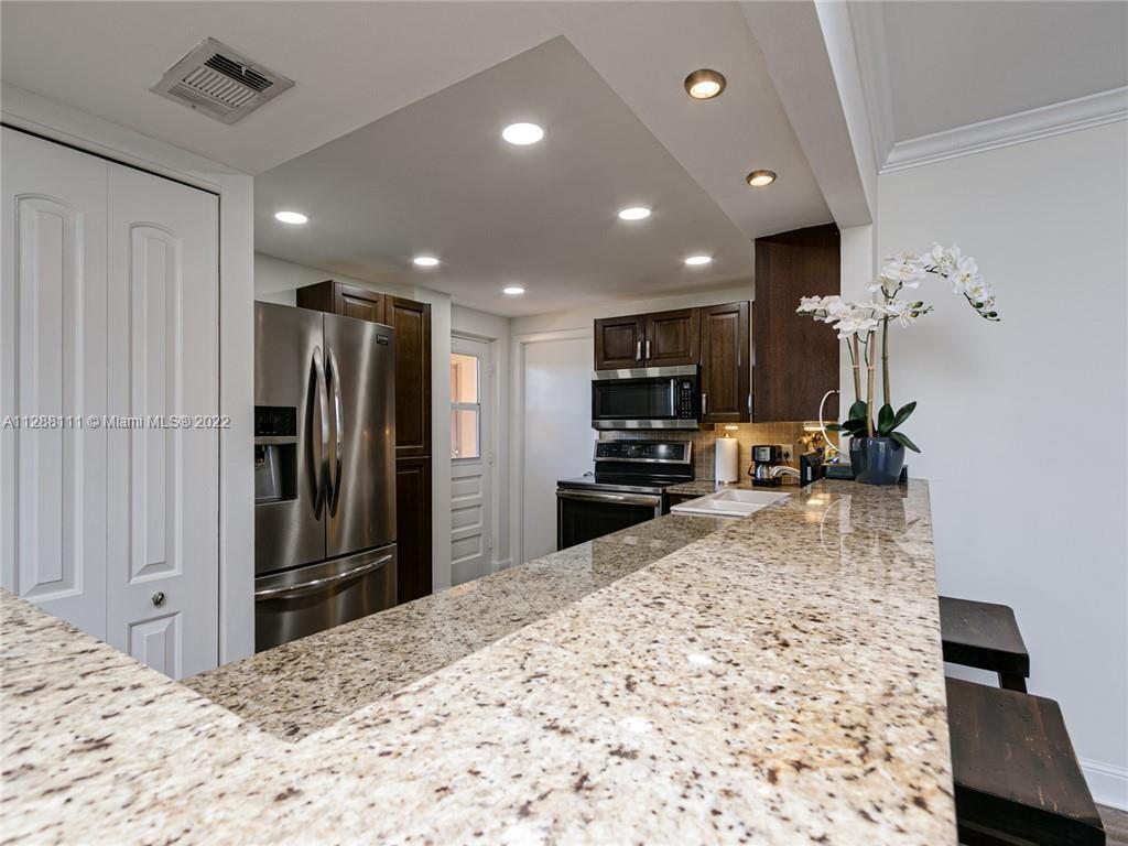 5201 Northwest 2nd Avenue, Unit 409 Boca Raton, FL 33487 - Photo 5 of 47 Gallery Image 5