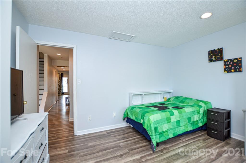 6624 Thermal Road Charlotte, NC 28211 - Photo 17 of 32 Gallery Image 17