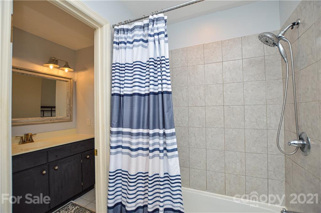 6624 Thermal Road Charlotte, NC 28211 - Photo 24 of 32 Gallery Image 24