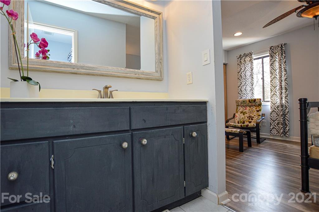 6624 Thermal Road Charlotte, NC 28211 - Photo 25 of 32 Gallery Image 25