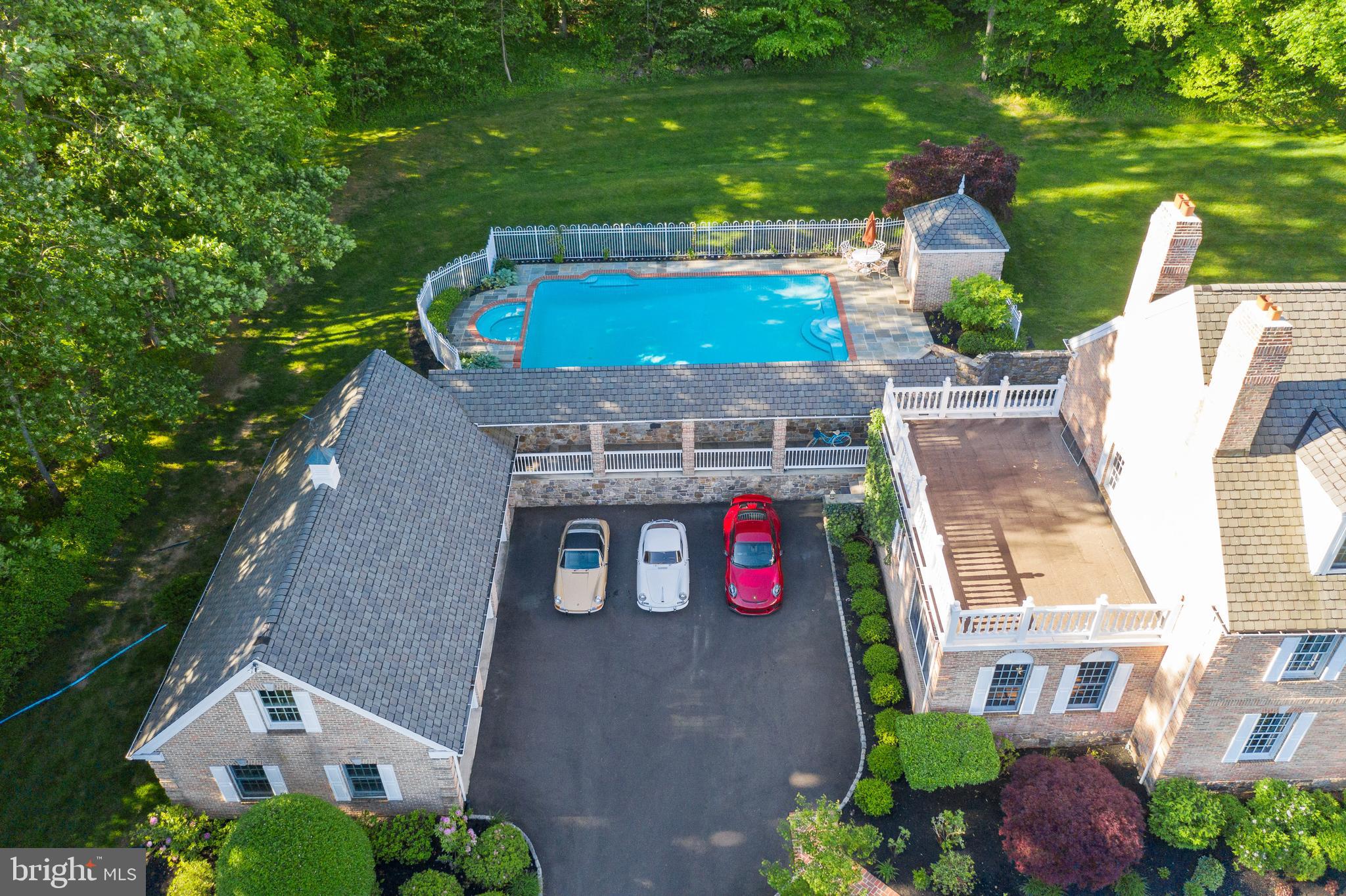 2287 Aquetong Road New Hope, PA 18938 - Photo 5 of 58