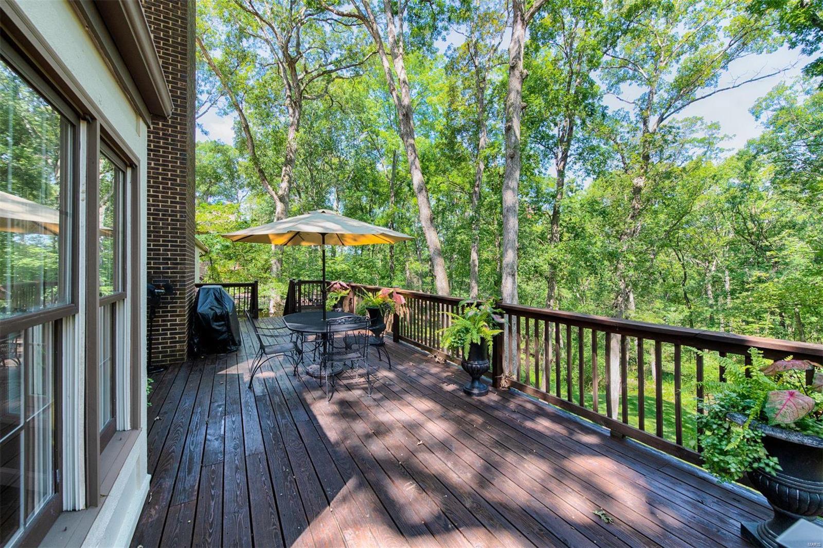 9743 Fall Ridge Trail St. Louis, MO 63127 - Photo 30 of 35 Gallery Image 30