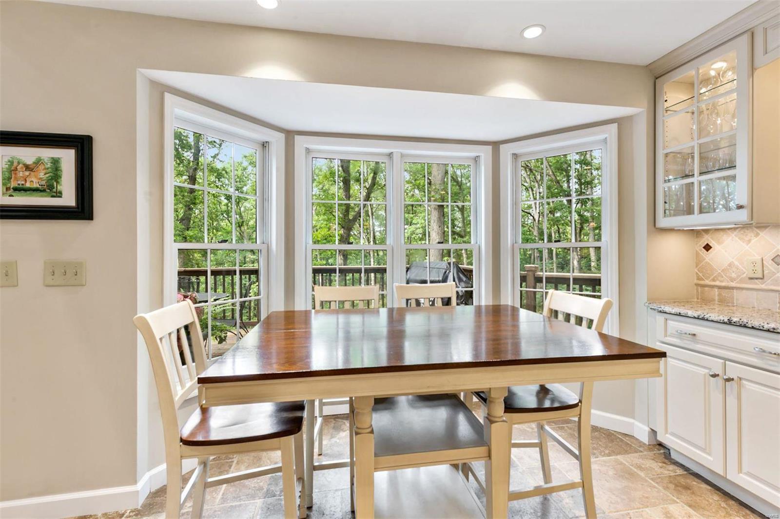 9743 Fall Ridge Trail St. Louis, MO 63127 - Photo 10 of 35 Gallery Image 10