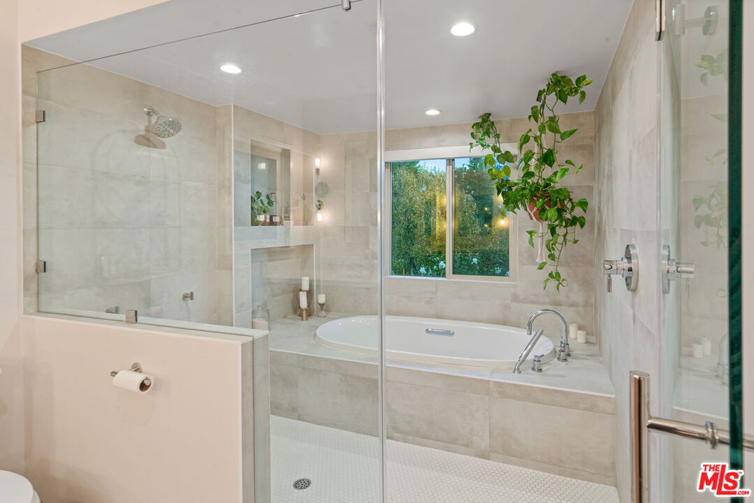 2304 Pickens Canyon Road La Crescenta, CA 91214 - Photo 21 of 37 a bathroom with a bathtub and a sink