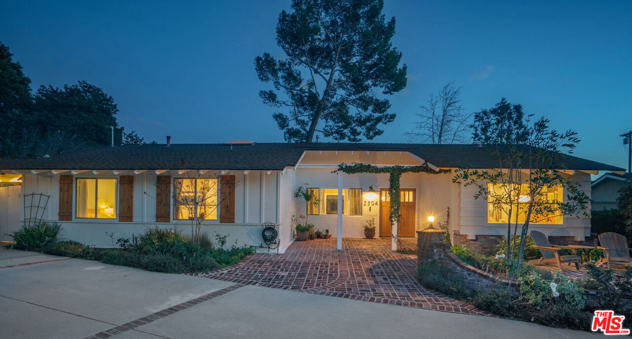 2304 Pickens Canyon Road La Crescenta, CA 91214 - Photo 34 of 37 a front view of house with a garden