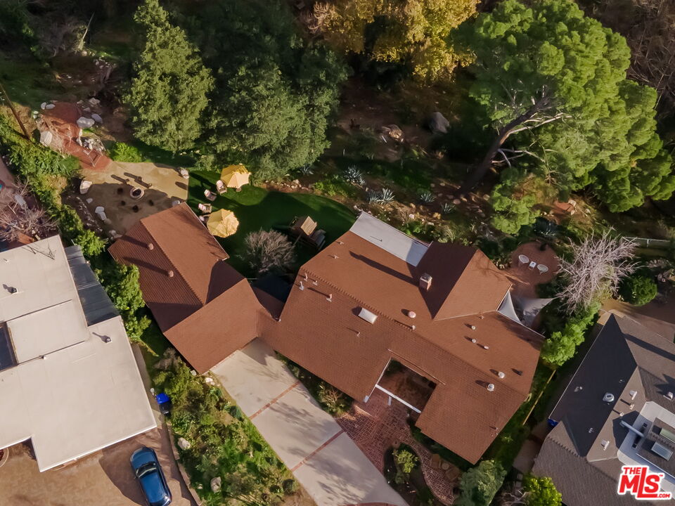 2304 Pickens Canyon Road La Crescenta, CA 91214 - Photo 35 of 37 an aerial view of a house with a yard